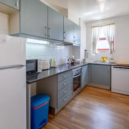 Flat & Oceanview Rooftop * Албуфейра
