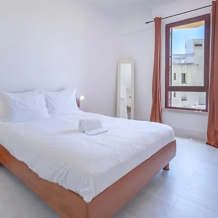 Апартаменты Flat & Oceanview Rooftop Албуфейра